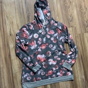🌿3/$15🌿 Floral Maternity Nursing hoodie size L